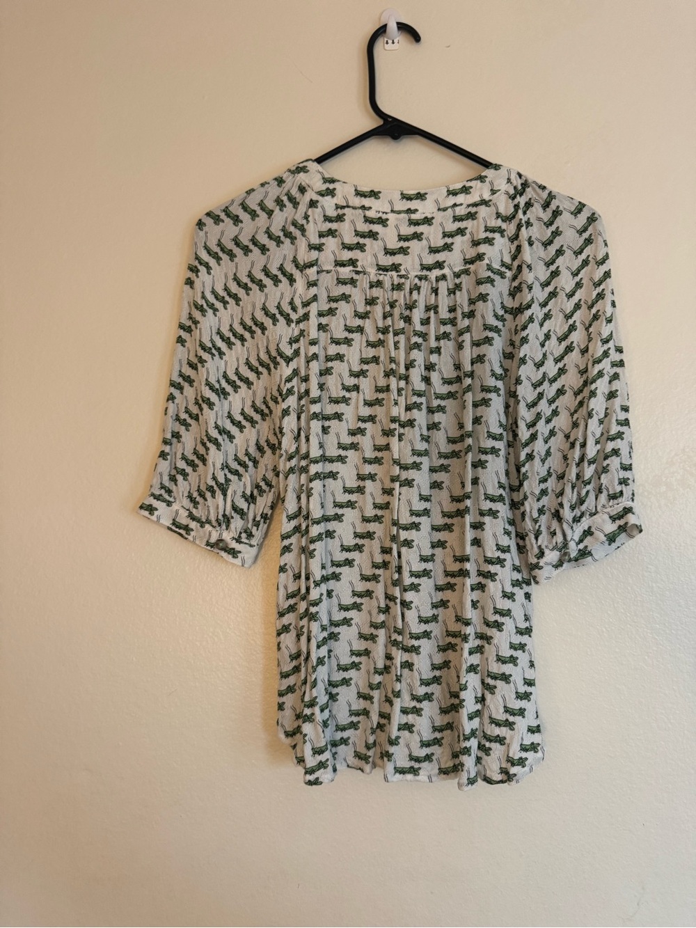 Maeve White & Green Printed Button-Front Peasant Grasshopper Print Top - Picture 2 of 4